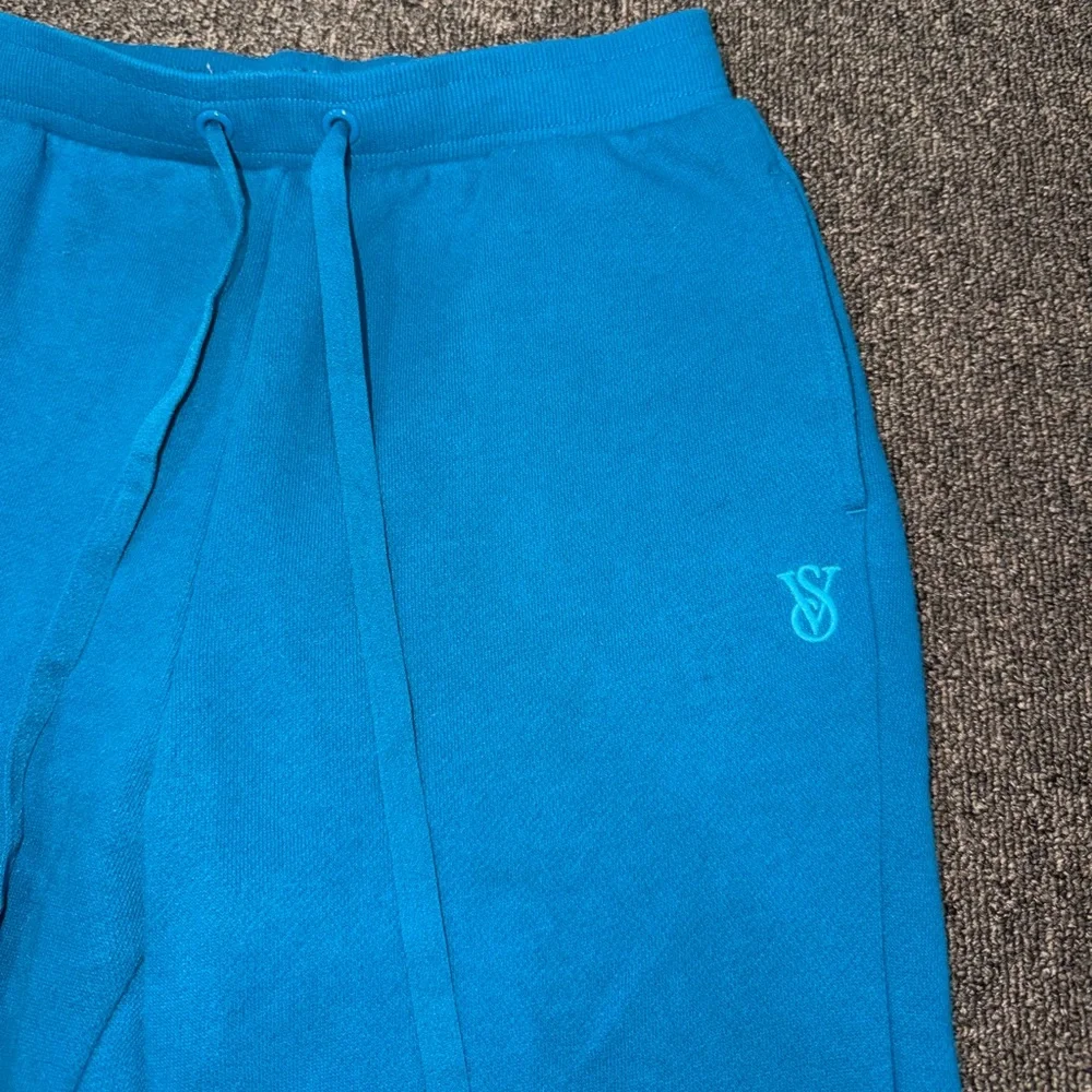 Women’s Victoria’s Secret High Waisted Joggers - Picture 3 of 9